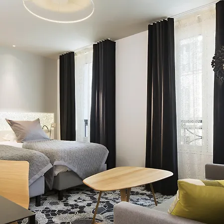 Chavanel Hotel 4*